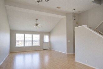 10307 Sugarbridge Trail in Sugar Land, TX - Building Photo - Building Photo