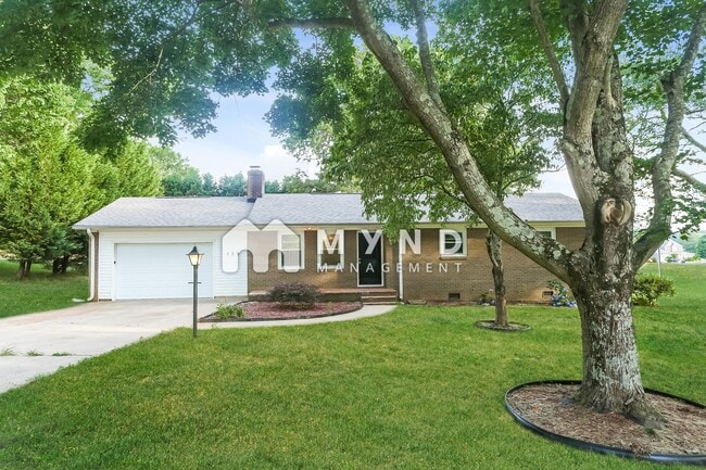 property at 139 Edgeway Rd