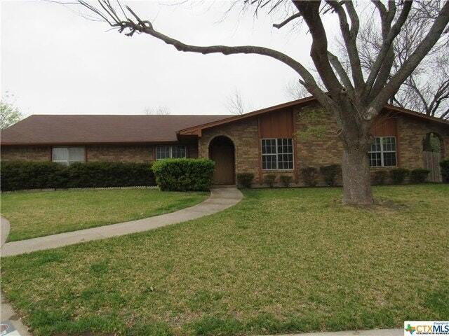 801 Cagle Ln