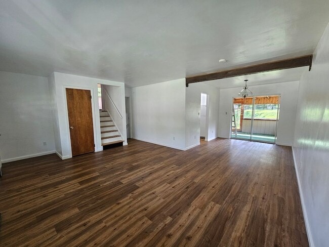 677 Peach Tree Ln in Erlanger, KY - Building Photo - Building Photo