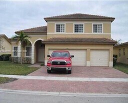 1423 NE 40th Rd in Homestead, FL - Building Photo
