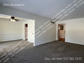 2964 Briarwick Dr in East Lansing, MI - Building Photo - Building Photo