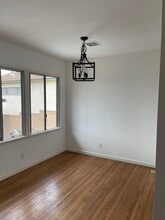 2207 Jolley Dr in Burbank, CA - Building Photo - Building Photo