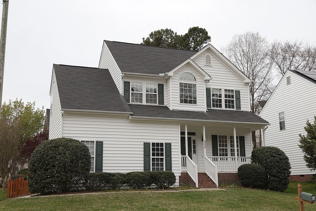 8338 Hobhouse Cir in Raleigh, NC - Building Photo