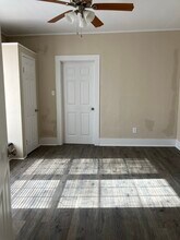230 W Lee Ave in Kingsville, TX - Building Photo - Building Photo