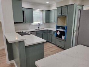 1409 Drexel Dr in Katy, TX - Building Photo - Building Photo