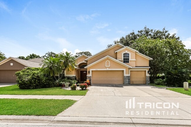property at 2964 Hickory Grove Dr