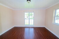 13819 Clark Towne Rd photo'