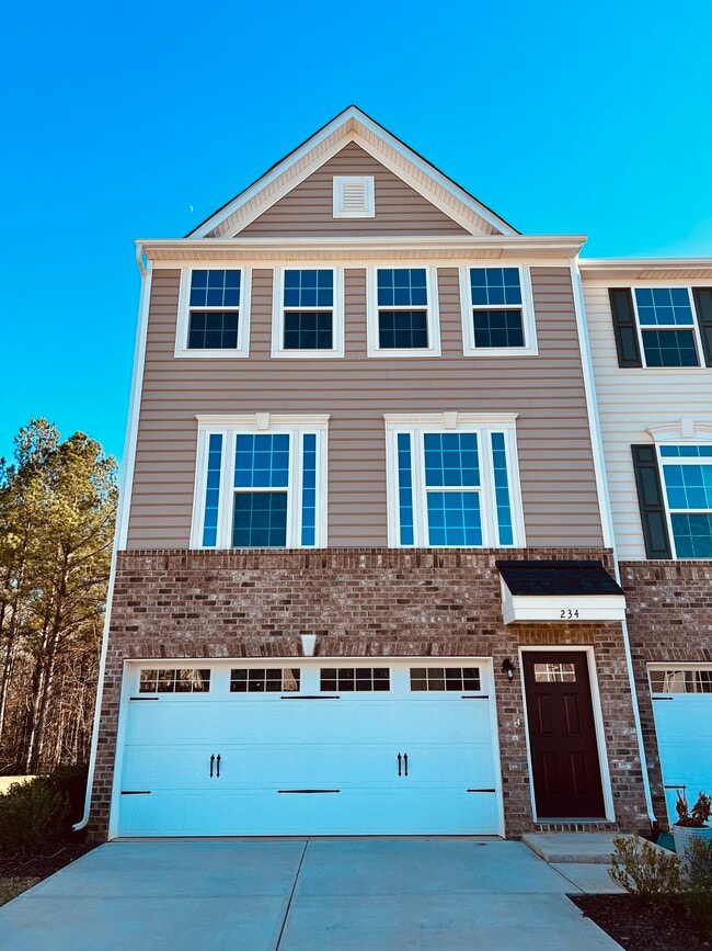 property at 234 Amber Acorn Ave