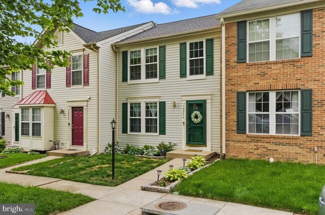 19954 Fieldgrass Square in Ashburn, VA - Building Photo - Building Photo