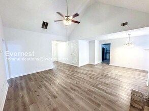 229 Pebble Creek Dr in Mcdonough, GA - Foto de edificio - Building Photo