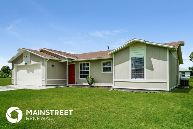1906 NE 22nd Ave in Cape Coral, FL - Building Photo - Building Photo