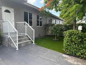 15 NW 31st Ave in Miami, FL - Building Photo - Building Photo