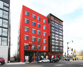 Fahrenheit Apartments in Washington, DC - Foto de edificio - Building Photo