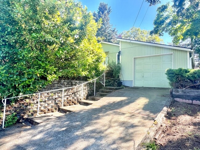property at 3134 SE 54th Ave