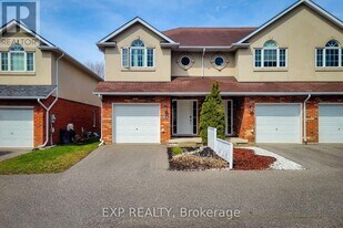 20 McConkey Crescent in Brantford, ON - Building Photo