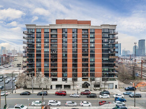 700 Grove St in Jersey City, NJ - Building Photo - Building Photo