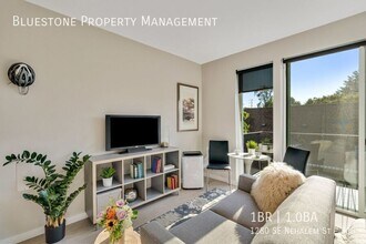 1280 SE Nehalem St in Portland, OR - Building Photo - Building Photo