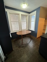 2346 Winnipeg St in Regina, SK - Foto de edificio - Building Photo