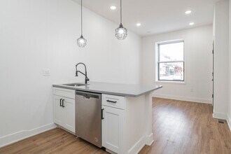 3312 W Cumberland St in Philadelphia, PA - Building Photo - Building Photo