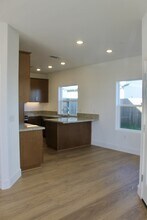 3841 Zapata St in Sacramento, CA - Building Photo - Building Photo