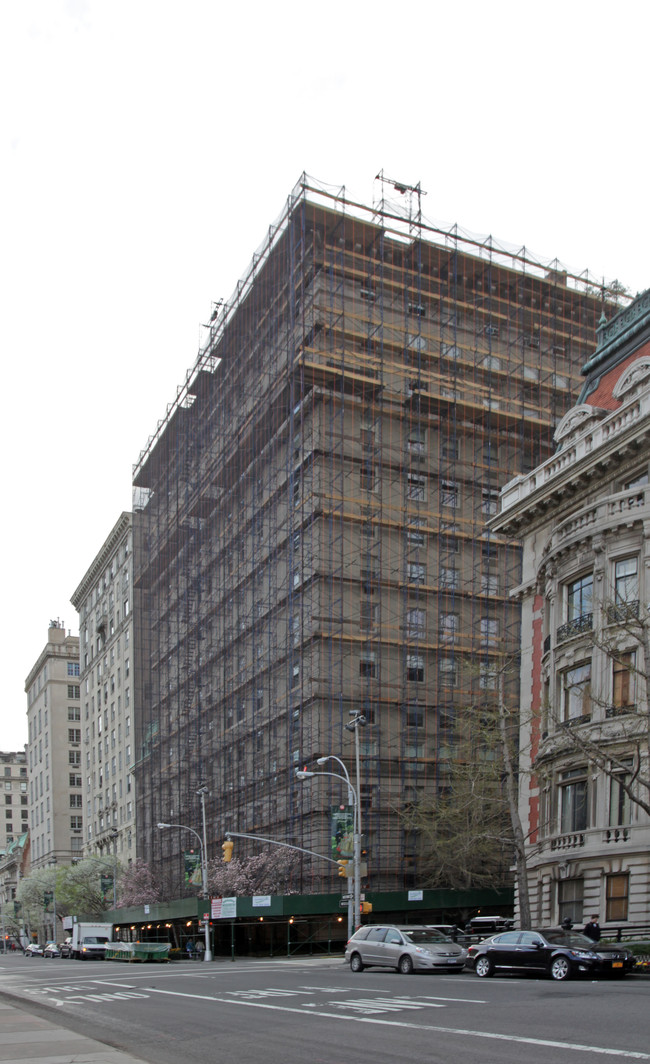 1010 Fifth Ave in New York, NY - Building Photo - Building Photo