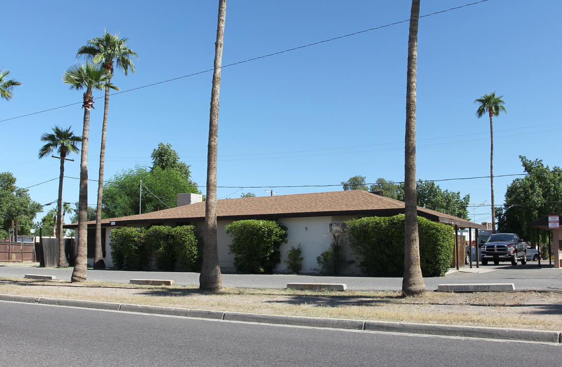 Turf Mobile Home and RV Park in Phoenix, AZ - Building Photo