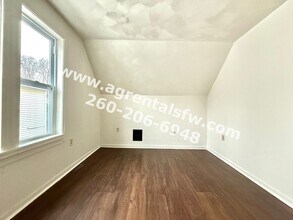 2639 Indiana Ave in Fort Wayne, IN - Building Photo - Building Photo