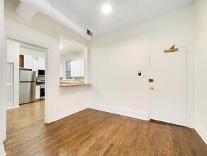 1359 N Wells St in Chicago, IL - Building Photo - Building Photo