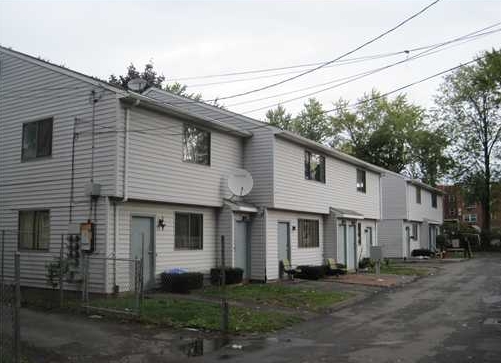 5 Warner St Ext in Hartford, CT - Building Photo