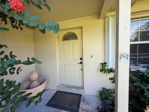 51 Lagoon Dr in North Fort Myers, FL - Building Photo - Building Photo