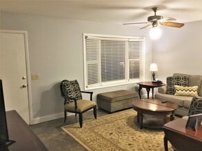 101 Pound Dr in Statesboro, GA - Building Photo - Building Photo