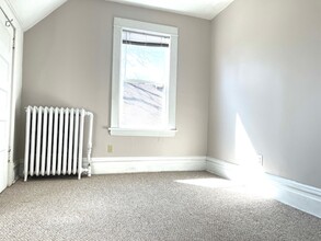 1631 Hewitt Ave in St. Paul, MN - Building Photo - Building Photo