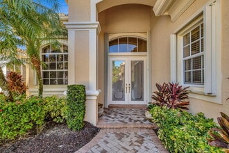 227 Porto Vecchio Way in Palm Beach Gardens, FL - Building Photo - Building Photo