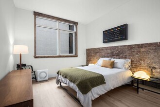 61 Rivington St in New York, NY - Building Photo - Building Photo