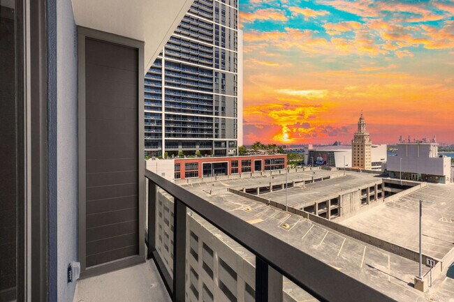 501 NE 1st Ave, Unit SI ID1507545P in Miami, FL - Foto de edificio - Building Photo