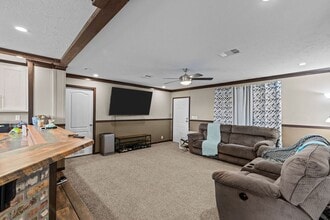 4638 Benton Rd in Bossier City, LA - Building Photo - Building Photo