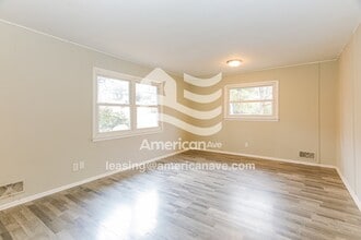 1130 Linwood St in Birmingham, AL - Foto de edificio - Building Photo