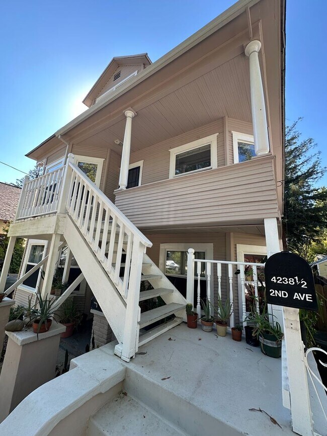 4238 1/2 2nd Ave in Sacramento, CA - Building Photo - Building Photo