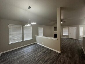 7220 Wardman Dr in Austin, TX - Building Photo - Building Photo