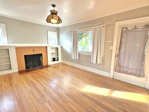 2534 SE 31st Ave in Portland, OR - Building Photo - Building Photo