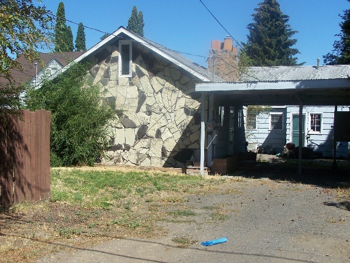 57 NW Greeley Ave in Bend, OR - Foto de edificio