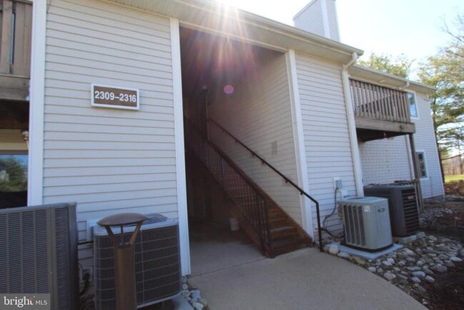 property at 2315 Aspen Dr