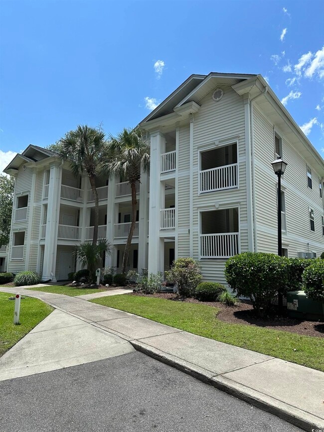 property at 569 Blue River Ct