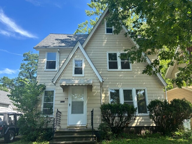 property at 913 Greyton Rd