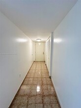 1555 W 44th Pl in Hialeah, FL - Building Photo - Building Photo