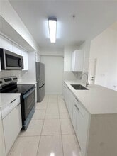 620 SW 111th Ave in Pembroke Pines, FL - Building Photo - Building Photo