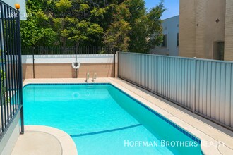 628 S Ardmore Ave in Los Angeles, CA - Building Photo - Building Photo