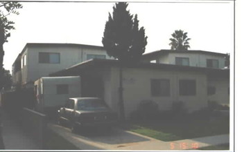 1725 S Centinela Ave in Santa Monica, CA - Building Photo - Building Photo