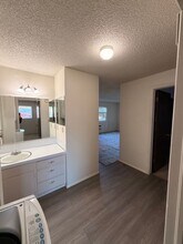 1933-1939 W Potter Dr in Boise, ID - Building Photo - Building Photo